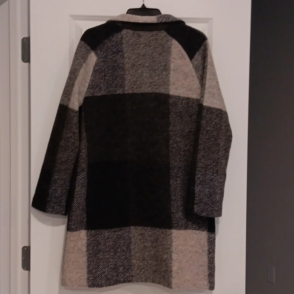 Jacket - Picture 5 of 7